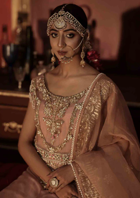 BLUSH - Image 4